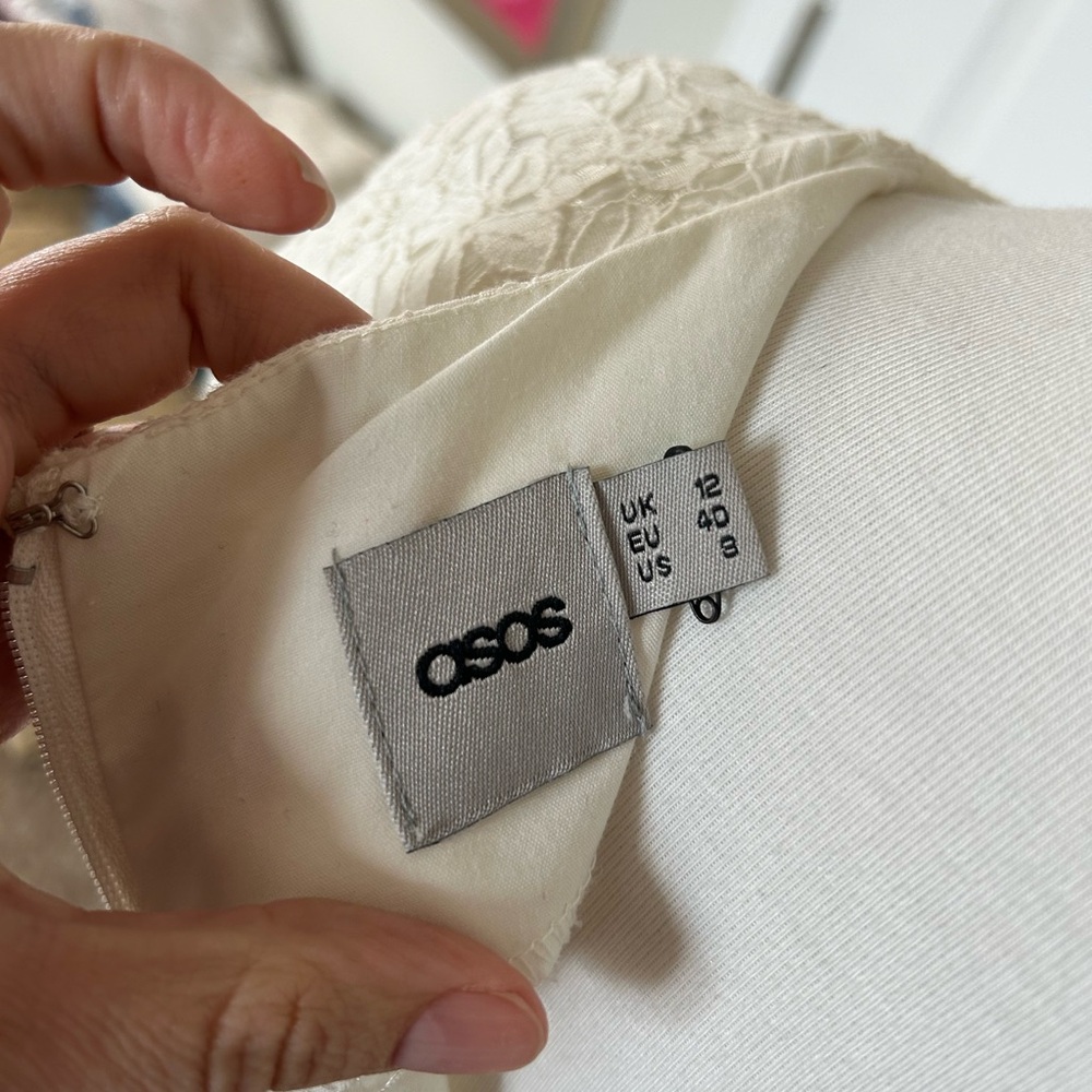 ASOS Cream Lace Retro Wiggle Dress - Picture 6 of 6